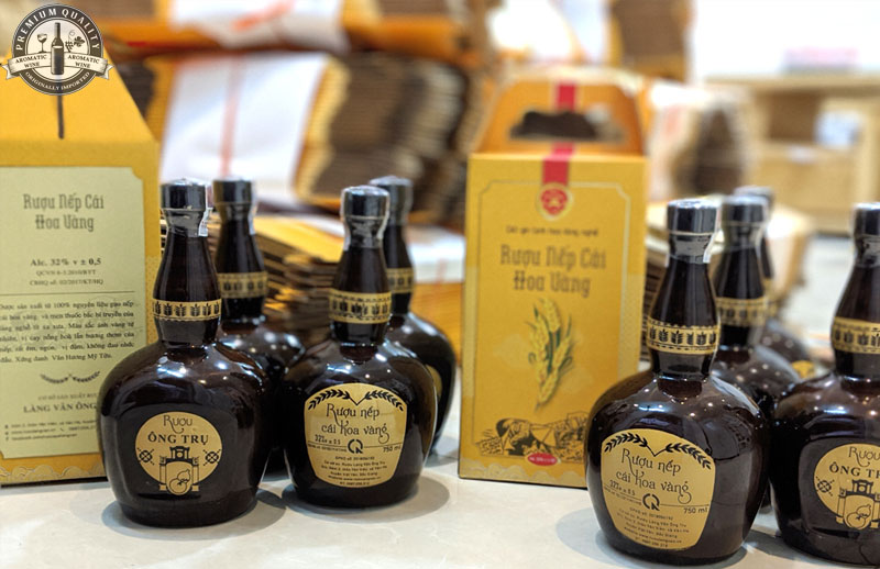Bộ quà tặng rượu nếp cái hoa vàng – Bình Gốm Hồ Lô 750ml