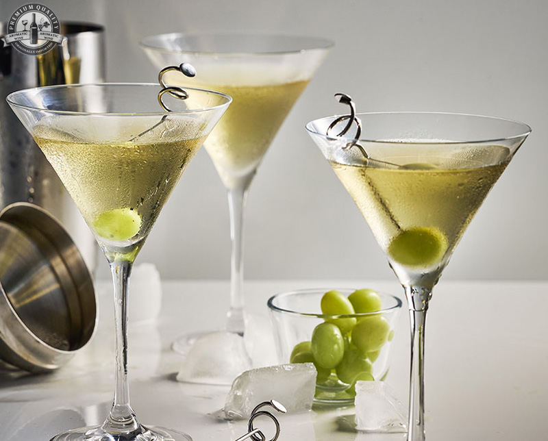 Các loại cocktail nặng, mạnh được pha chế từ rượu phổ biến ở bar