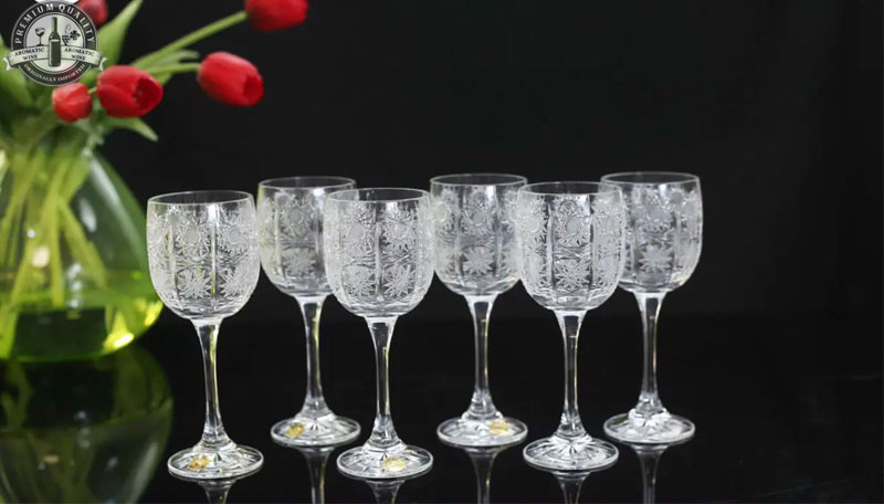 Các loại ly uống rượu mạnh đẹp cao cấp dành cho người sành rượu